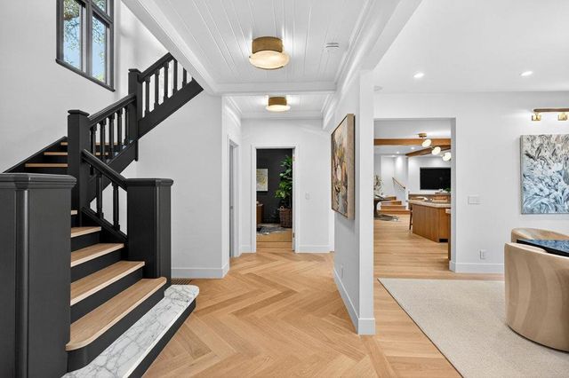 729 Chiltern Road, Hillsborough, CA 94010