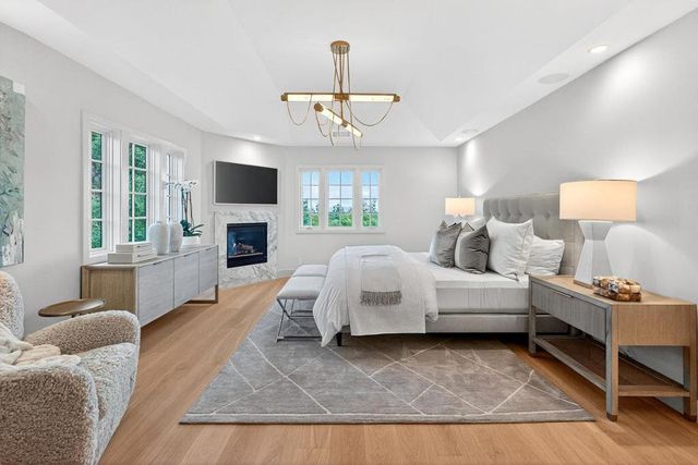 729 Chiltern Road, Hillsborough, CA 94010