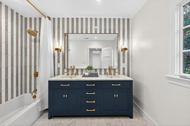 729 Chiltern Road, Hillsborough, CA 94010