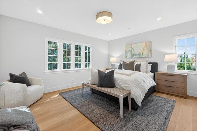 729 Chiltern Road, Hillsborough, CA 94010