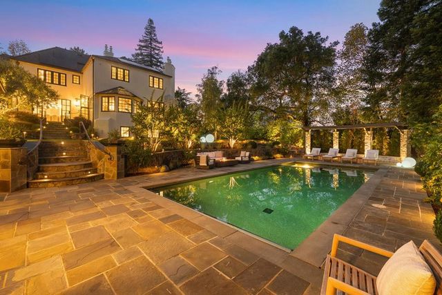 729 Chiltern Road, Hillsborough, CA 94010