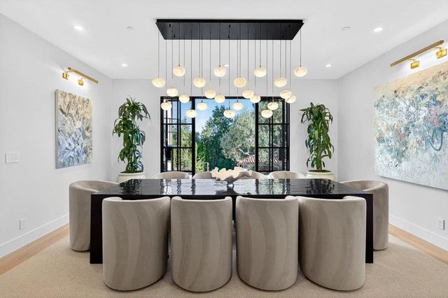 729 Chiltern Road, Hillsborough, CA 94010