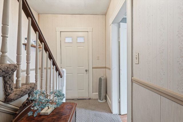 59 Fay Street, Lowell, MA 01852