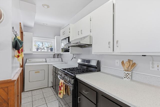 59 Fay Street, Lowell, MA 01852