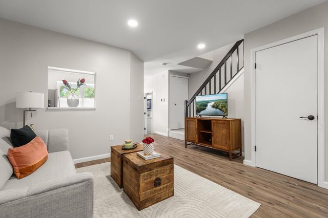 9539 CLOCKTOWER LN, Columbia, MD 21046