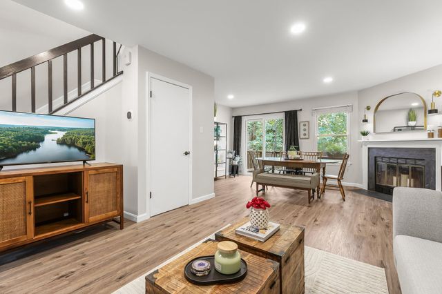 9539 CLOCKTOWER LN, Columbia, MD 21046