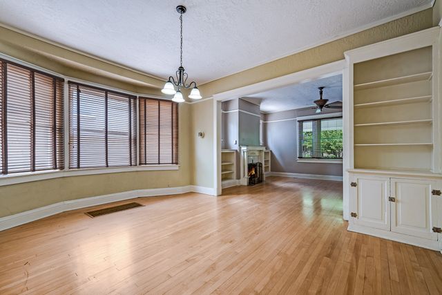 506 11th Street NW, Albuquerque, NM 87102