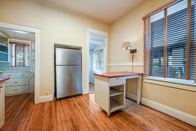 506 11th Street NW, Albuquerque, NM 87102