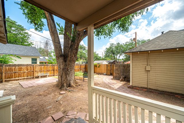 506 11th Street NW, Albuquerque, NM 87102