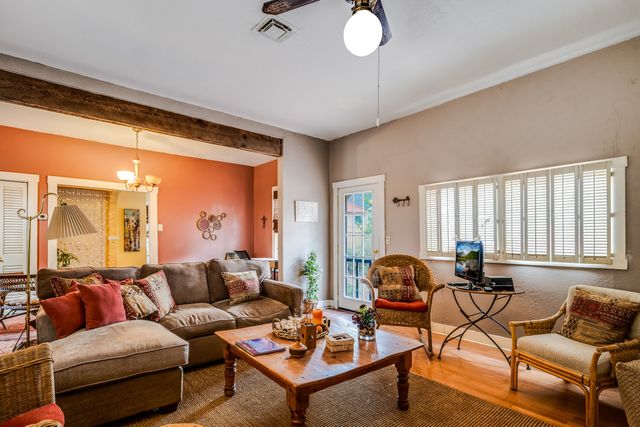 506 11th Street NW, Albuquerque, NM 87102