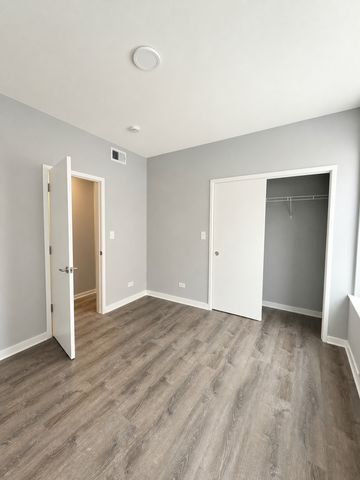 141 S OAK PARK Avenue 10, Oak Park, IL 60302