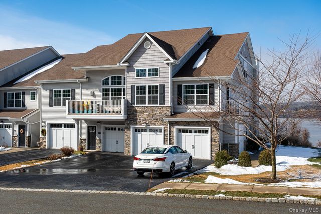 204 Sacandaga Loop, Wappingers Falls, NY 12590