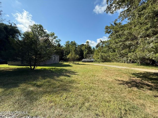 225 Jones Road 104, Barnegat, NJ 08005