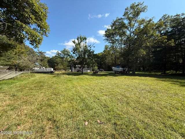225 Jones Road 104, Barnegat, NJ 08005