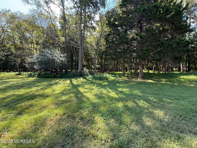 225 Jones Road 104, Barnegat, NJ 08005
