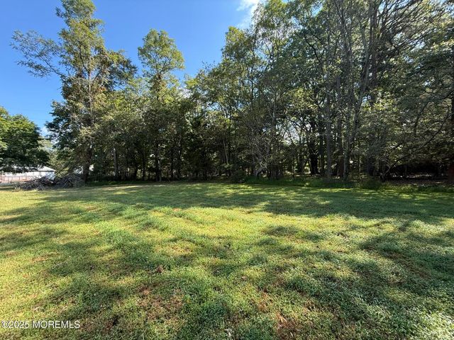 225 Jones Road 104, Barnegat, NJ 08005