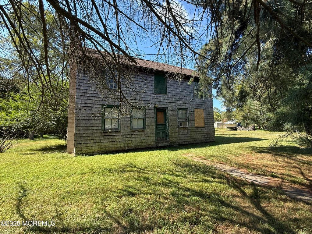 225 Jones Road 104, Barnegat, NJ 08005