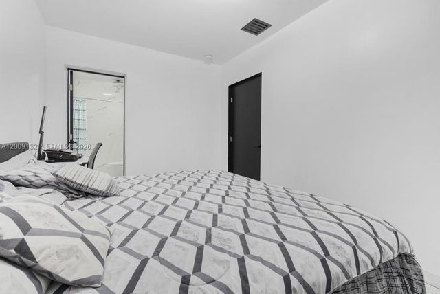 6941 Sheridan St, Hollywood, FL 33024