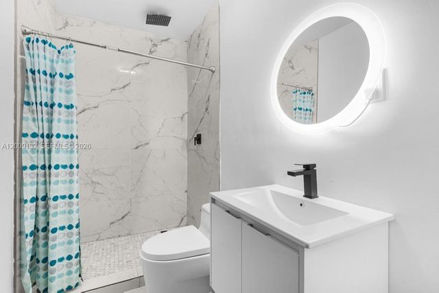 6941 Sheridan St, Hollywood, FL 33024