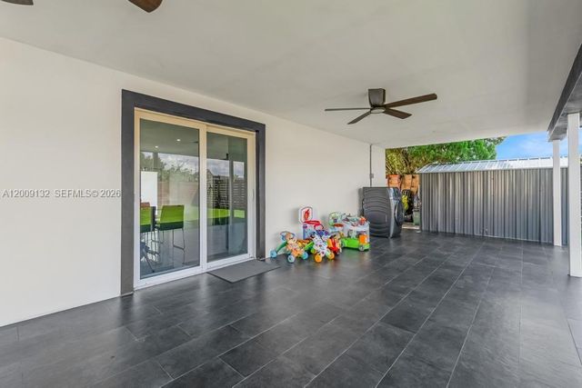 6941 Sheridan St, Hollywood, FL 33024