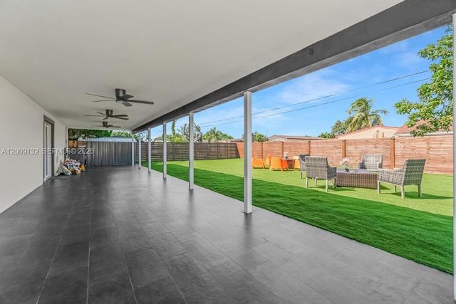 6941 Sheridan St, Hollywood, FL 33024