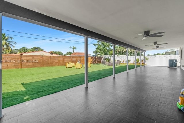 6941 Sheridan St, Hollywood, FL 33024