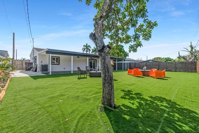 6941 Sheridan St, Hollywood, FL 33024