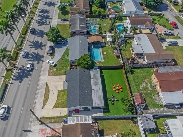 6941 Sheridan St, Hollywood, FL 33024