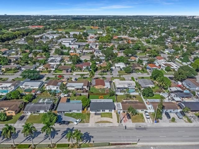 6941 Sheridan St, Hollywood, FL 33024