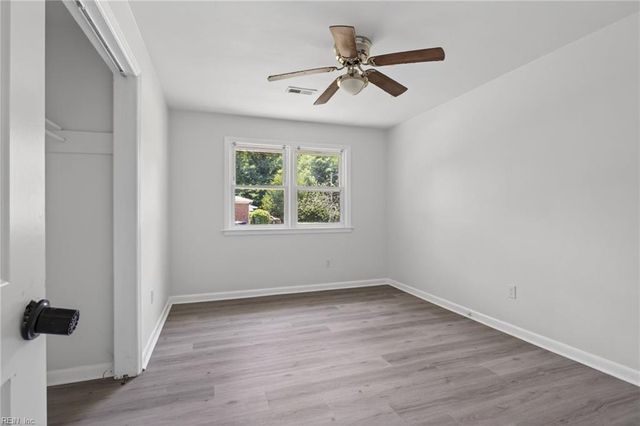 1703 Landsworth ST, Chesapeake, VA 23324