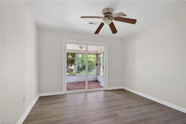 1703 Landsworth ST, Chesapeake, VA 23324