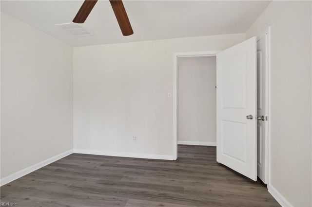 1703 Landsworth ST, Chesapeake, VA 23324