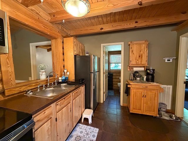71 Gilbreath Road, Ash Flat, AR 72513