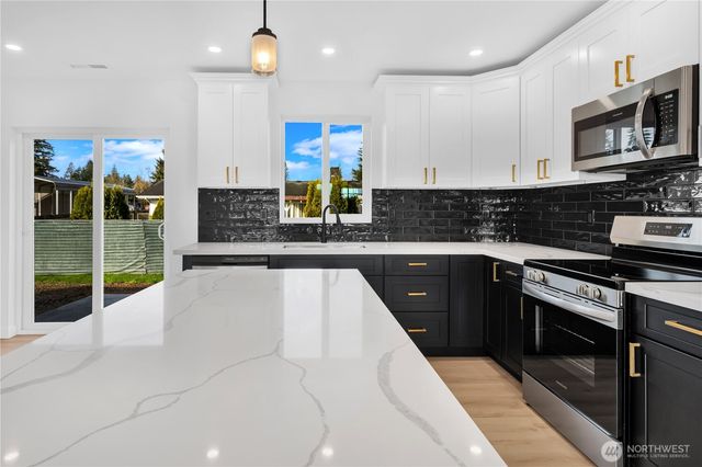 7 Hobble Creek Street, Elma, WA 98541