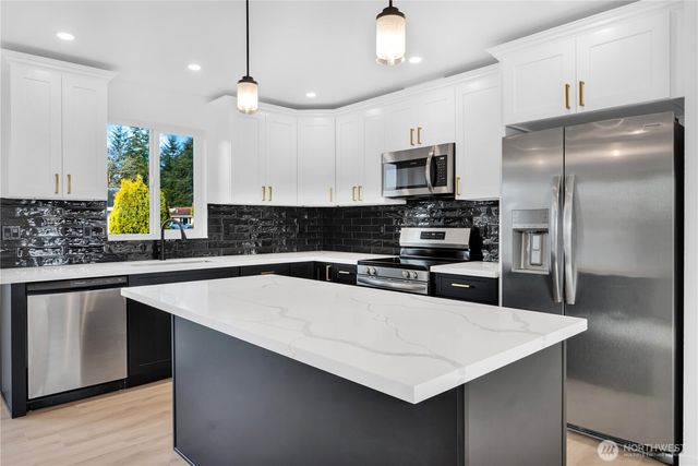 7 Hobble Creek Street, Elma, WA 98541