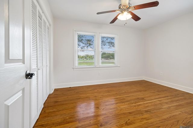 12515 Sullivan Rd, Baton Rouge, LA 70818