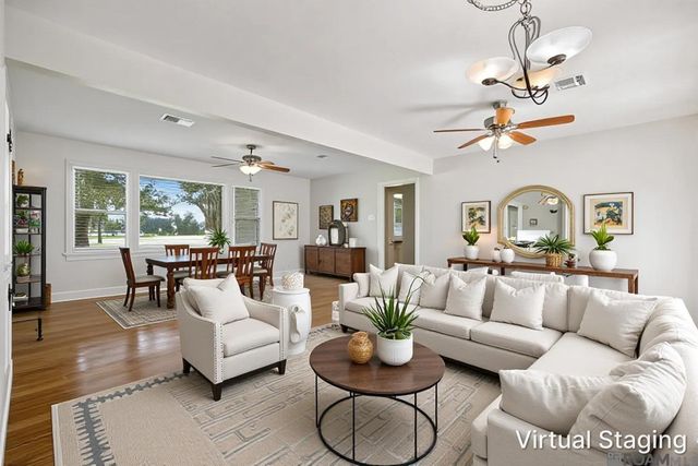 12515 Sullivan Rd, Baton Rouge, LA 70818