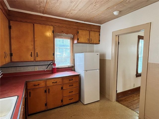 95 Cleon Street, Rochester, NY 14621