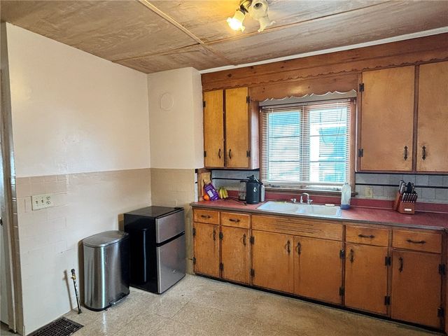 95 Cleon Street, Rochester, NY 14621