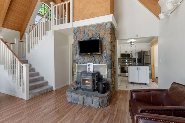 1845 Kit Carson Cir, Arnold, CA 95223
