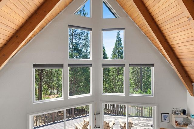 1845 Kit Carson Cir, Arnold, CA 95223