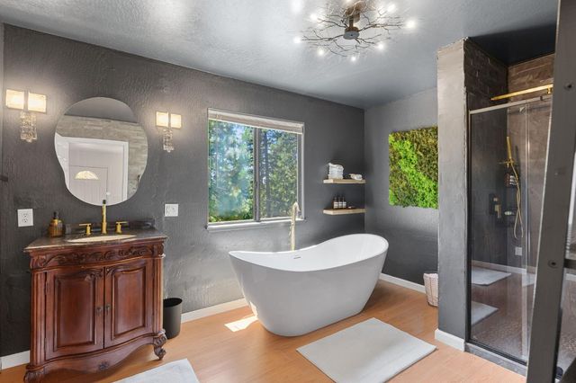 1845 Kit Carson Cir, Arnold, CA 95223