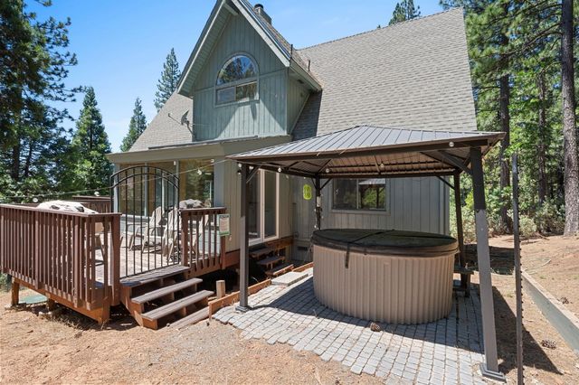 1845 Kit Carson Cir, Arnold, CA 95223
