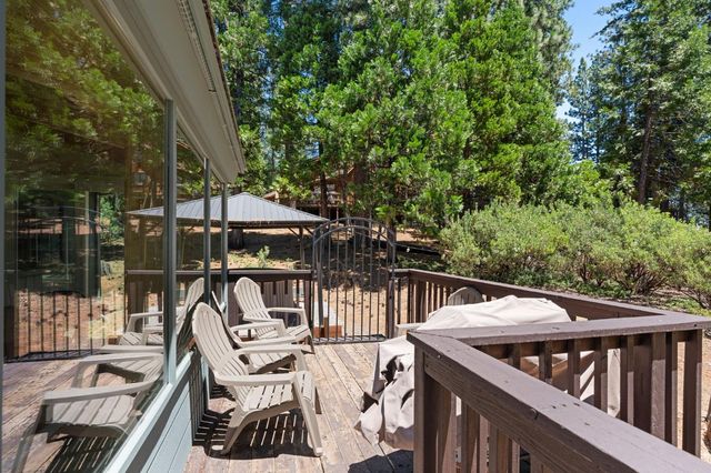 1845 Kit Carson Cir, Arnold, CA 95223