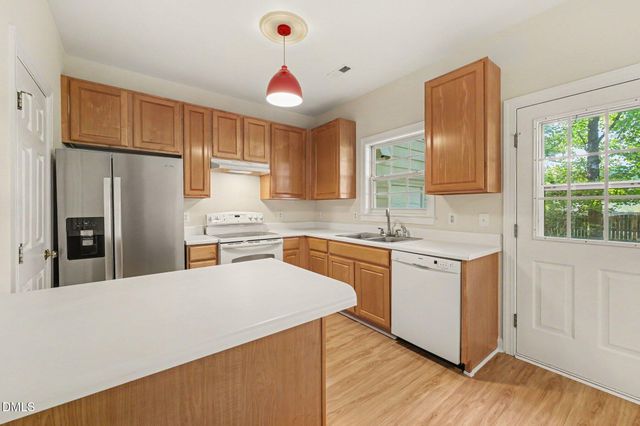 285 Dairy Road, Clayton, NC 27520