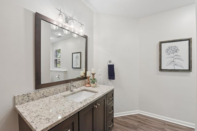 3312 Crestmoor Bay, Woodbury, MN 55125