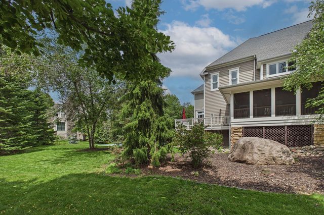 3312 Crestmoor Bay, Woodbury, MN 55125