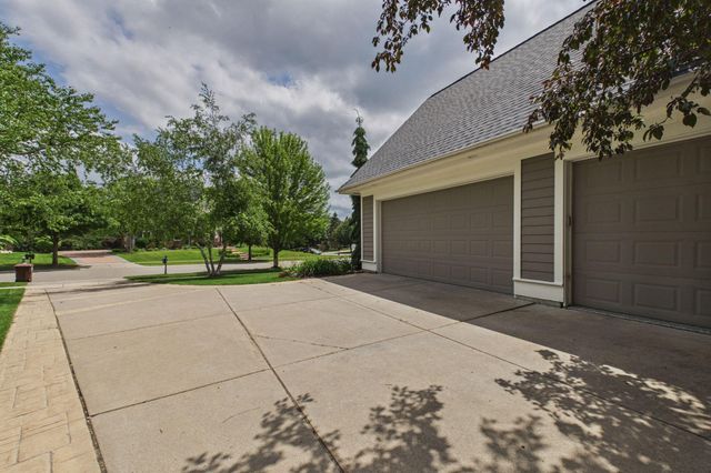 3312 Crestmoor Bay, Woodbury, MN 55125
