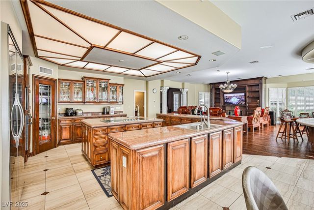 2300 Glenbrook Way, Las Vegas, NV 89117