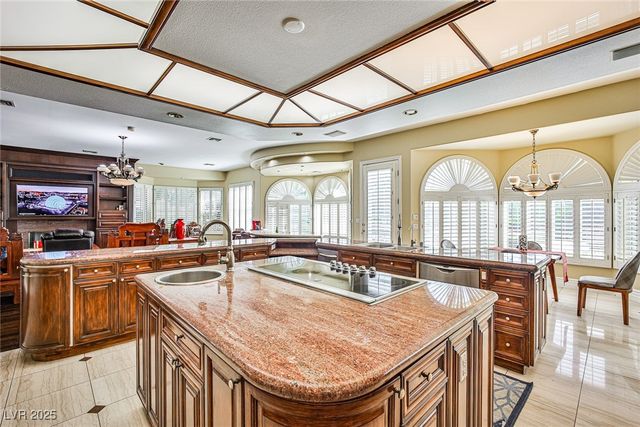 2300 Glenbrook Way, Las Vegas, NV 89117